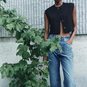 Zara Blue Boyfriend Jeans Relaxed Fit Timeless Style